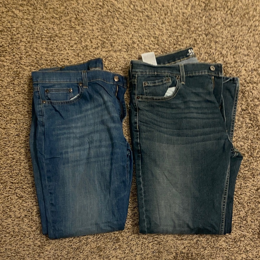 Signature by Levi Strauss Men's Dark and Medium Blue Straight Jeans